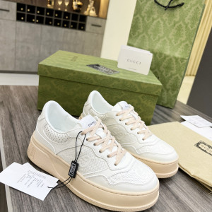 Gucci 두꺼운 밑창 화이트 스니커즈