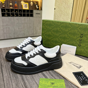 GUCCI 두꺼운 밑창 화이트 스니커즈