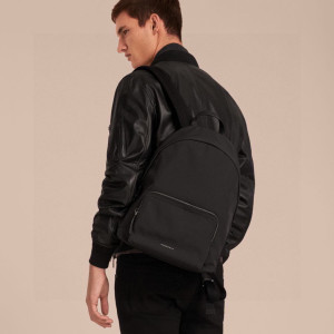 블랙 레더 백팩